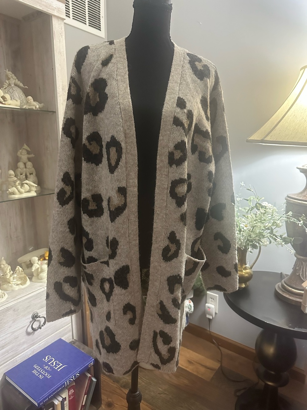 Open-Front Leopard Print Cardigan in Beige and Black